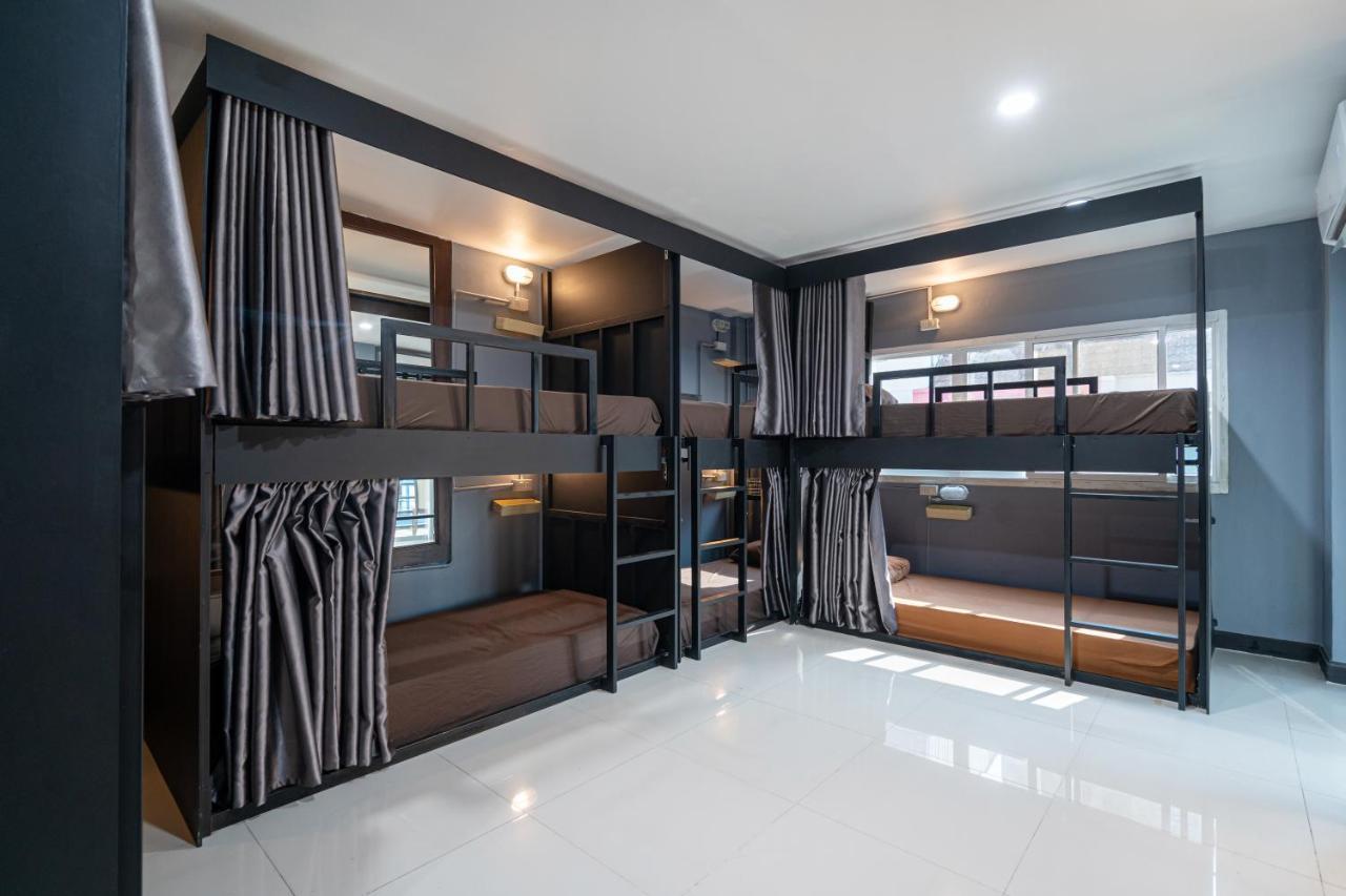 Black Pantera Hostel Patong Zewnętrze zdjęcie