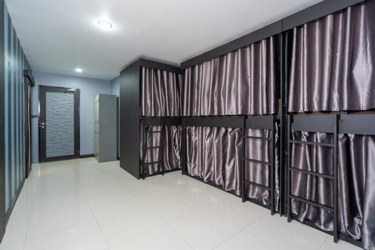 Black Pantera Hostel Patong Zewnętrze zdjęcie