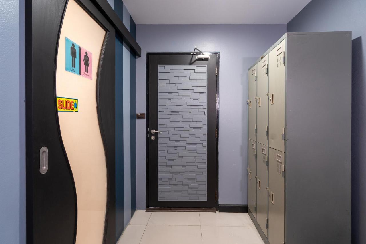 Black Pantera Hostel Patong Zewnętrze zdjęcie